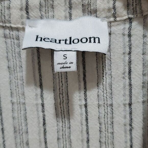 Heart Loom linen/cotton romper, size small - Picture 2 of 5